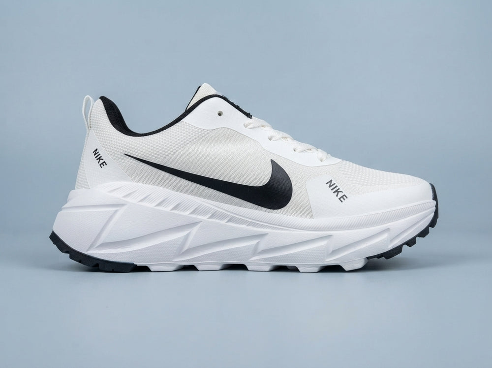 Nike Pegasus Trail 4 - White
