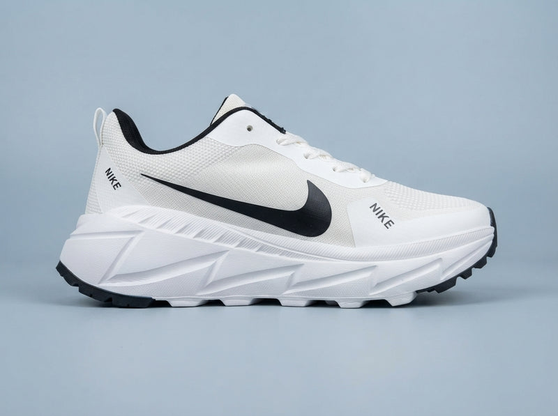 Nike Pegasus Trail 4 - White